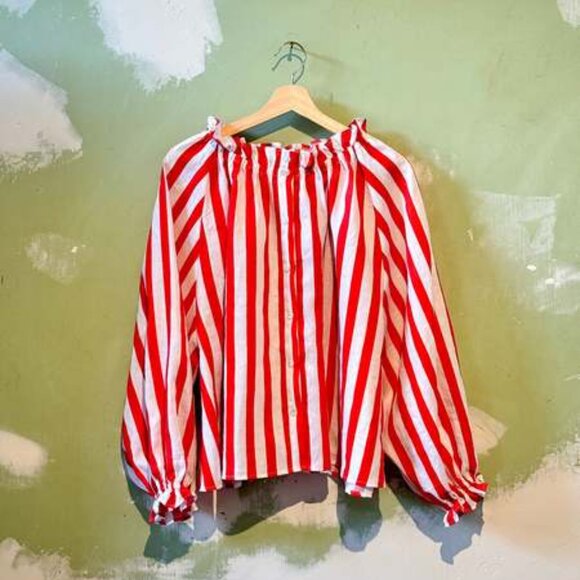 ISO: LOCAL WOMAN Claire Blouse - Poppy OR Strata Stripe - Picture 2 of 2